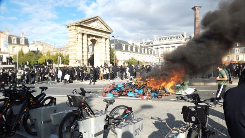 Débordements lors de la manifestation du 17 octobre 2026 à Bordeaux.